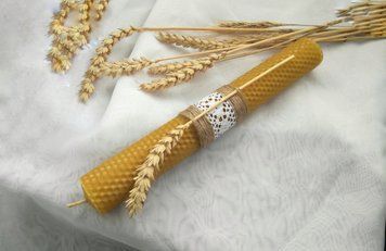 Воскові свічки з вощини Стрітенська свічка Великодня свічка